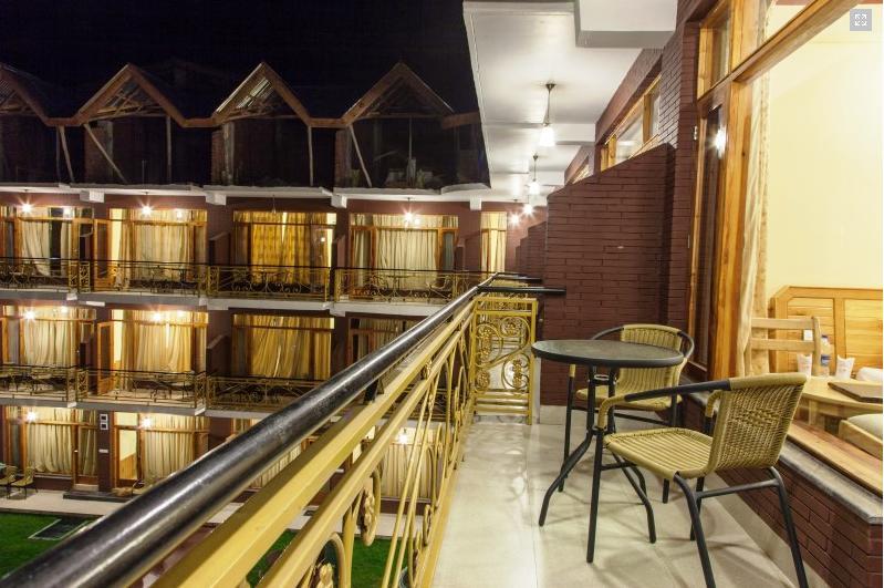 Snow Peak Retreat Hotel Manali  Room photo